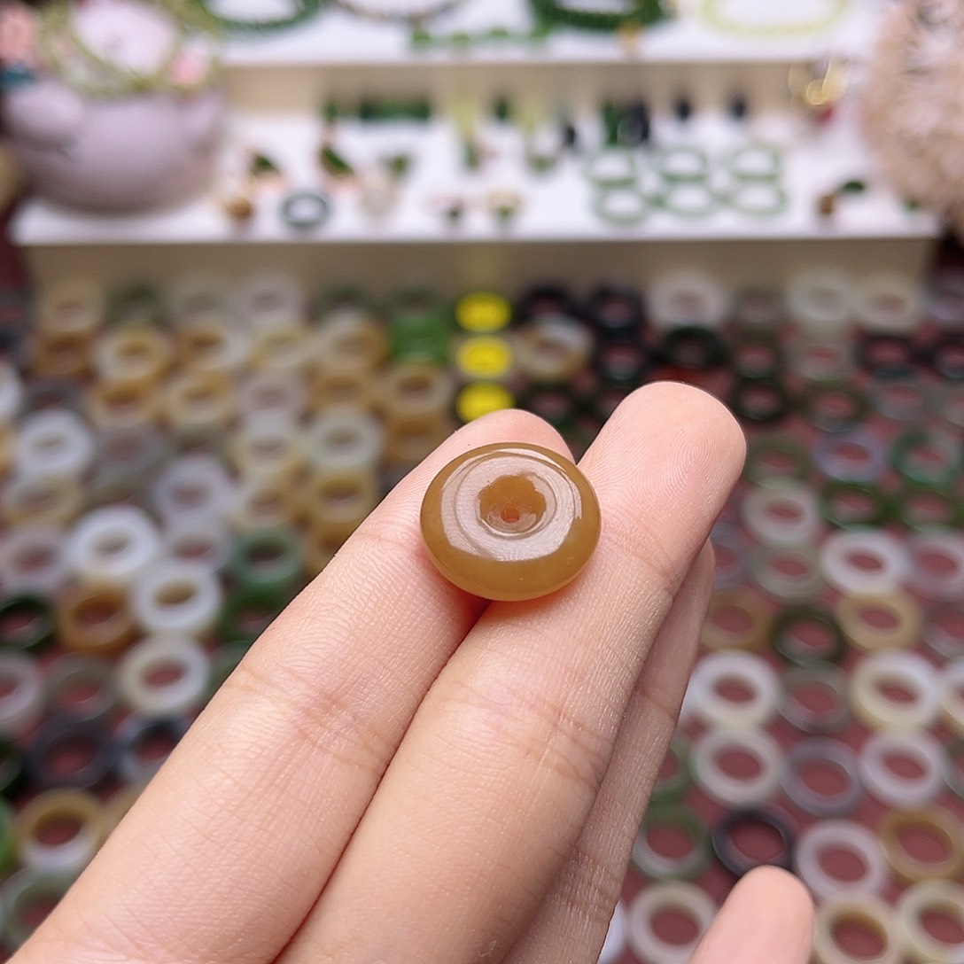 和田玉戒指未镶嵌?****?糖平安扣