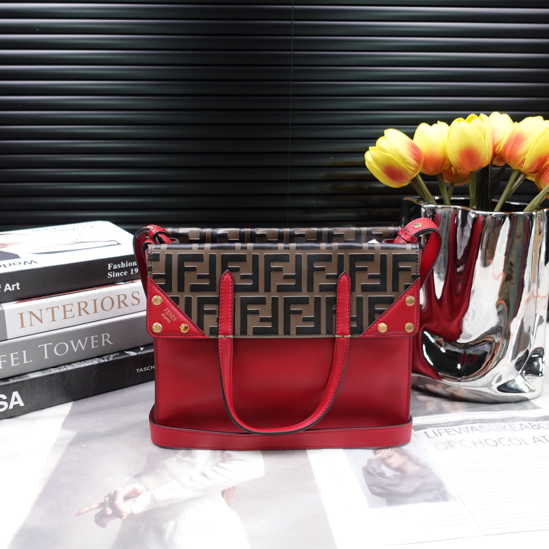 95新 FENDI/芬迪 红色斜挎包T10296901