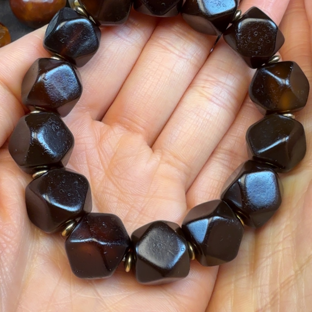 用***9玛瑙/玉髓未镶嵌颈饰