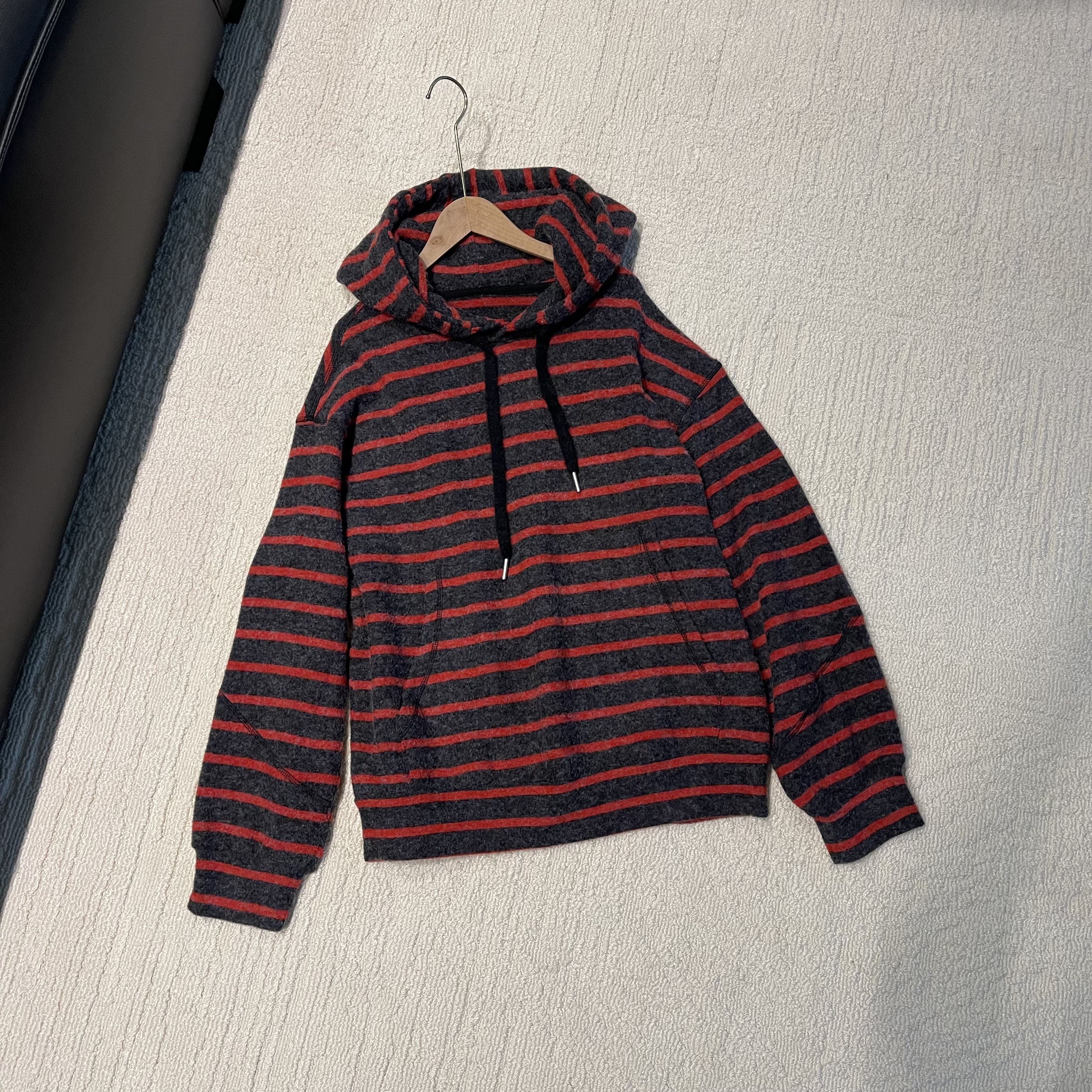 B10838秋冬新款宽松休闲设计感复古拼色条纹连帽卫衣