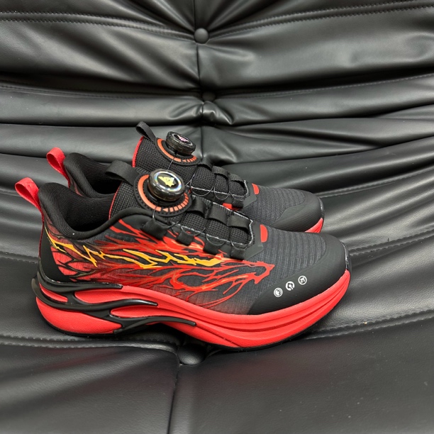 【33 - 42码 透气软底】马年限定新款男童防滑百搭运动跑鞋