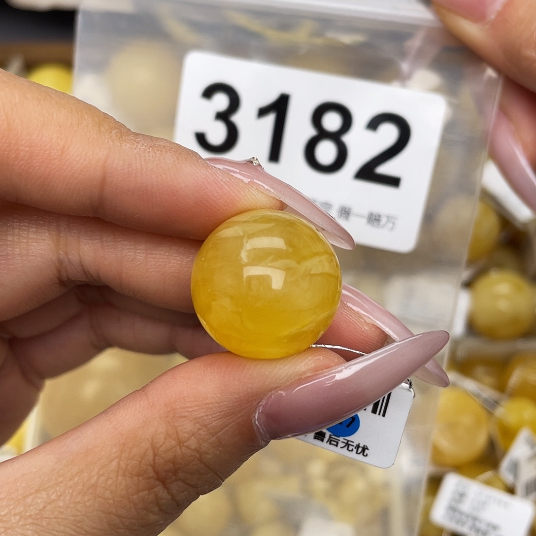 蜜蜡未镶嵌珠宝奇石19划痕