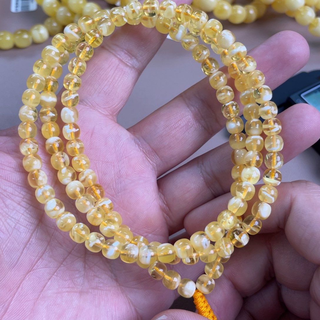 琥珀裸石未镶嵌019000000000