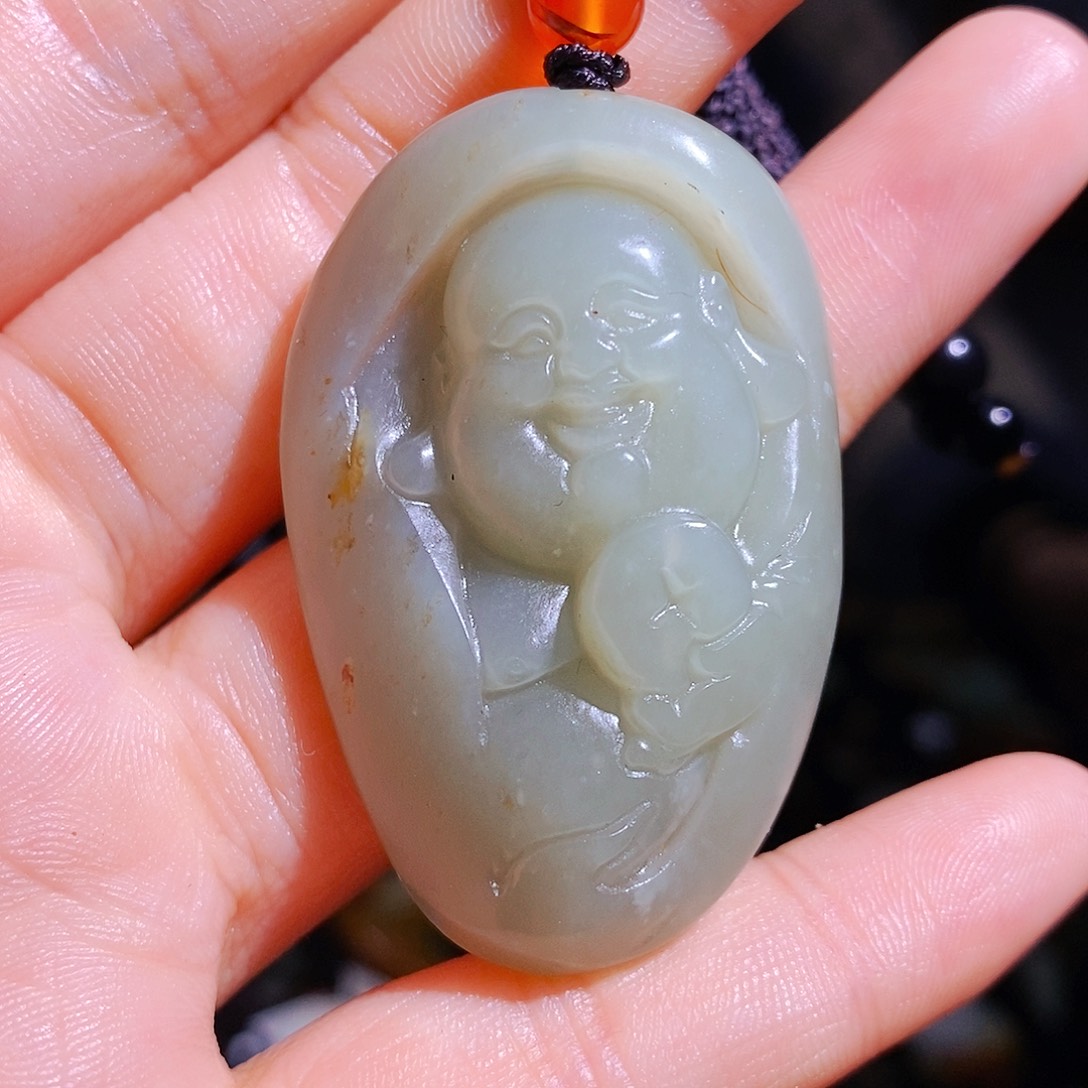 和田玉颈饰未镶嵌