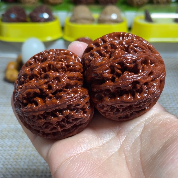 汤***️文玩核桃把件大粗筋