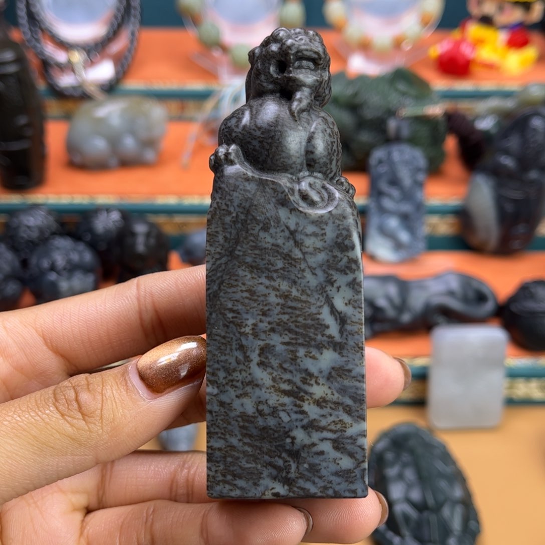 未镶嵌和田玉挂件