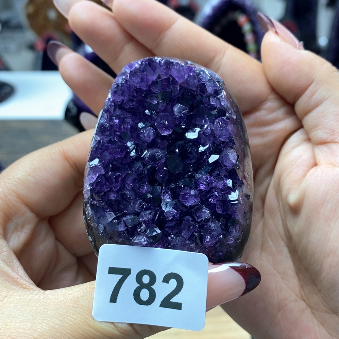 未镶嵌紫晶大型摆件（非配饰）