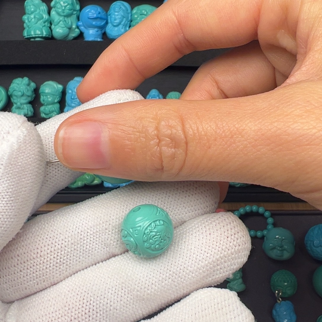 沫***y湖北原生态雕刻珠卡十三