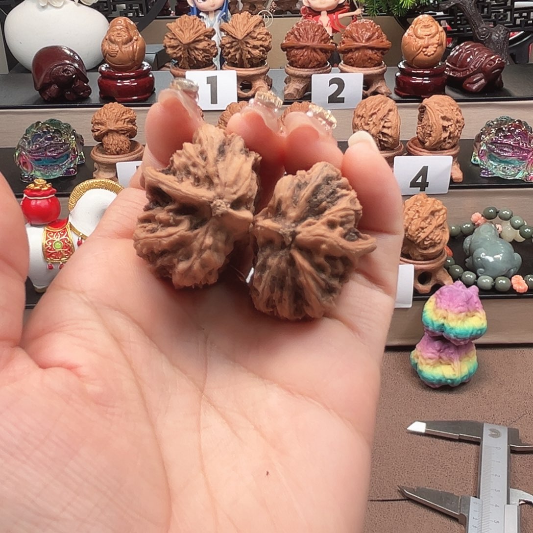 董***森核桃53雨花石半壁