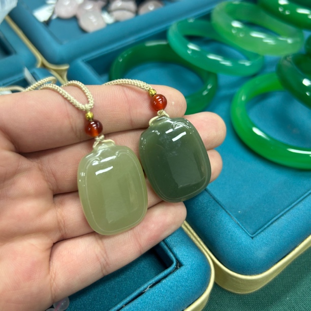 【潜珑】L-1482和田玉无事牌多样性拍一发一35mm