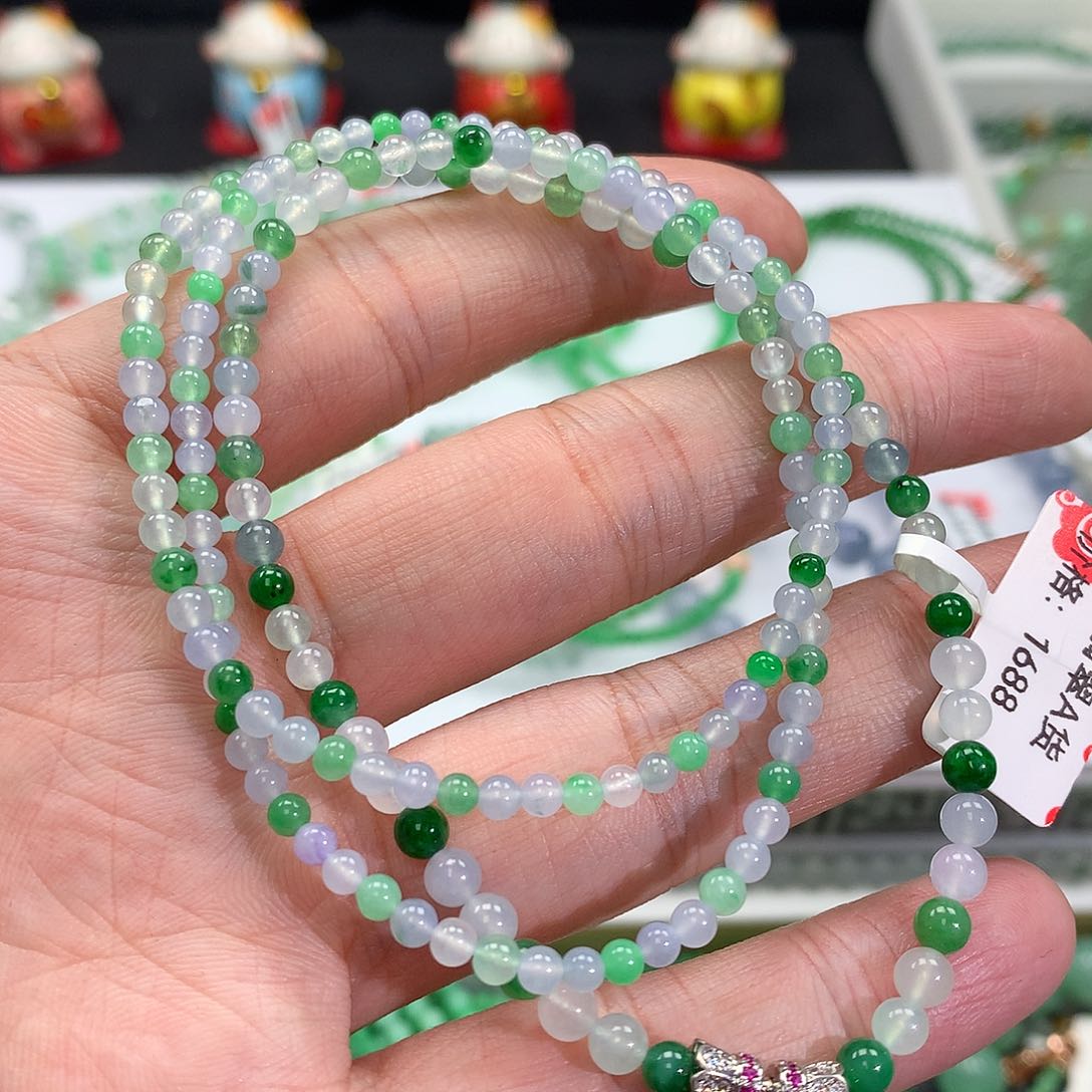 翡翠手链未镶嵌翡翠