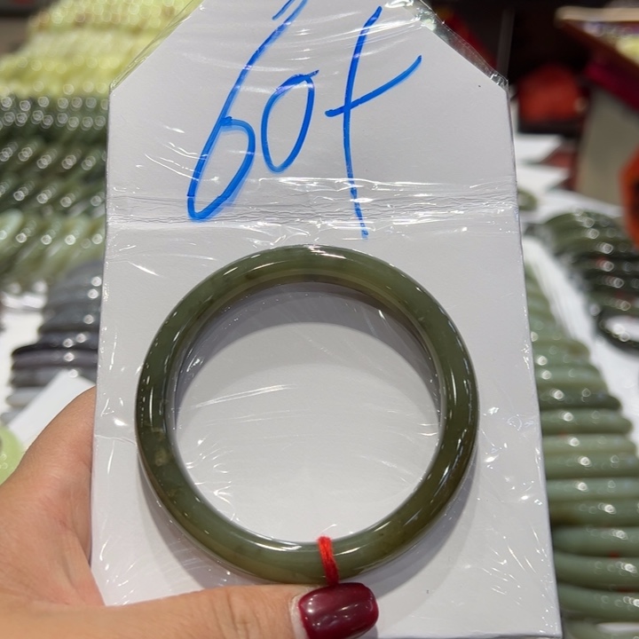 和田玉（糖玉）手镯未镶嵌