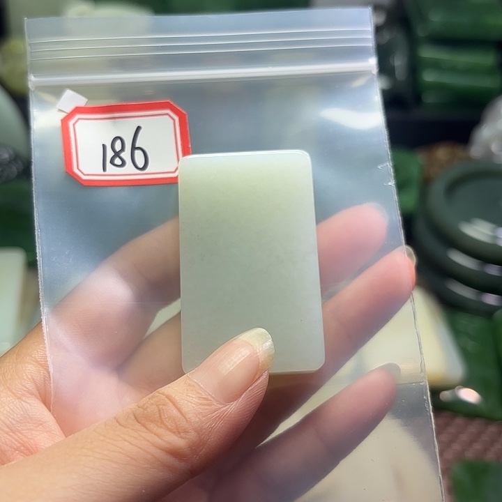 —***—和田玉未镶嵌珠宝半成品