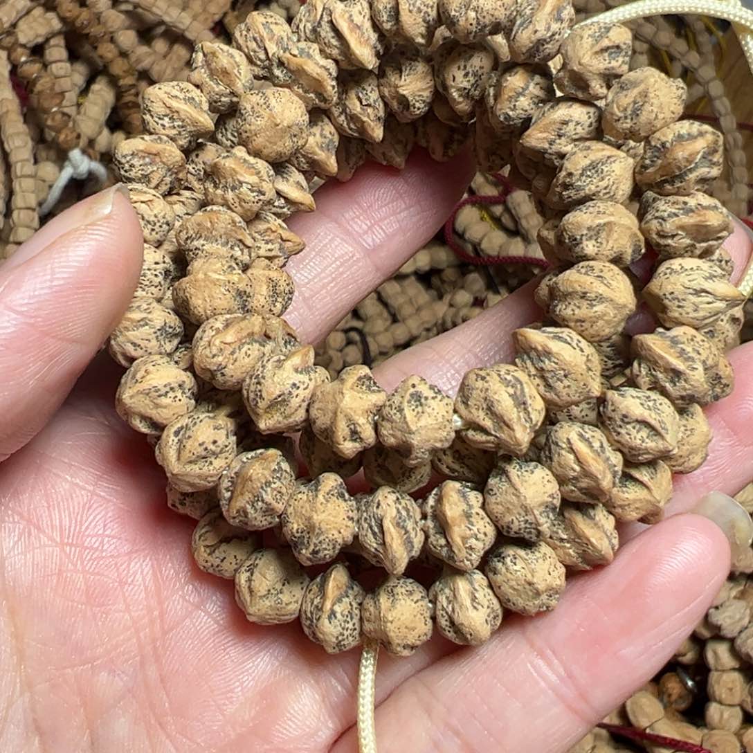 吊坠柏香籽/百香籽嘻***嘻