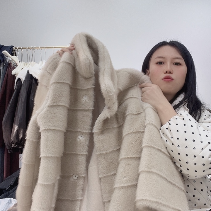 中款毛毛5556999996