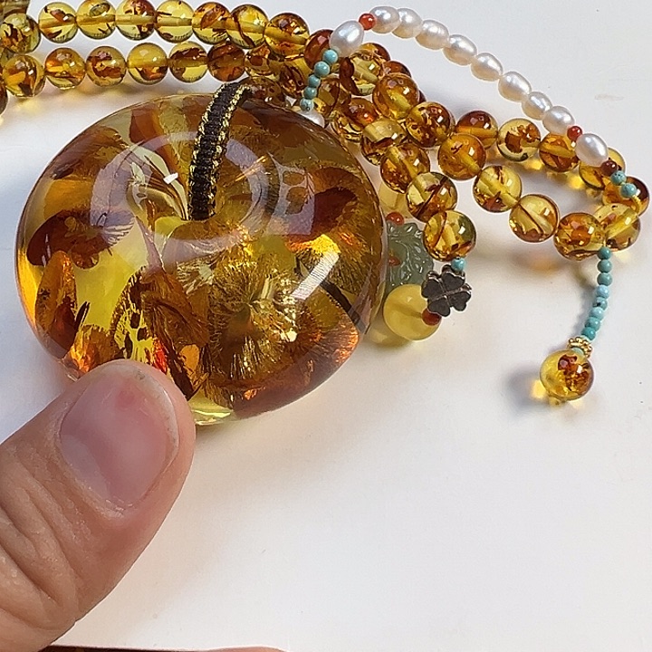 琥珀（花珀）颈饰未镶嵌暖*