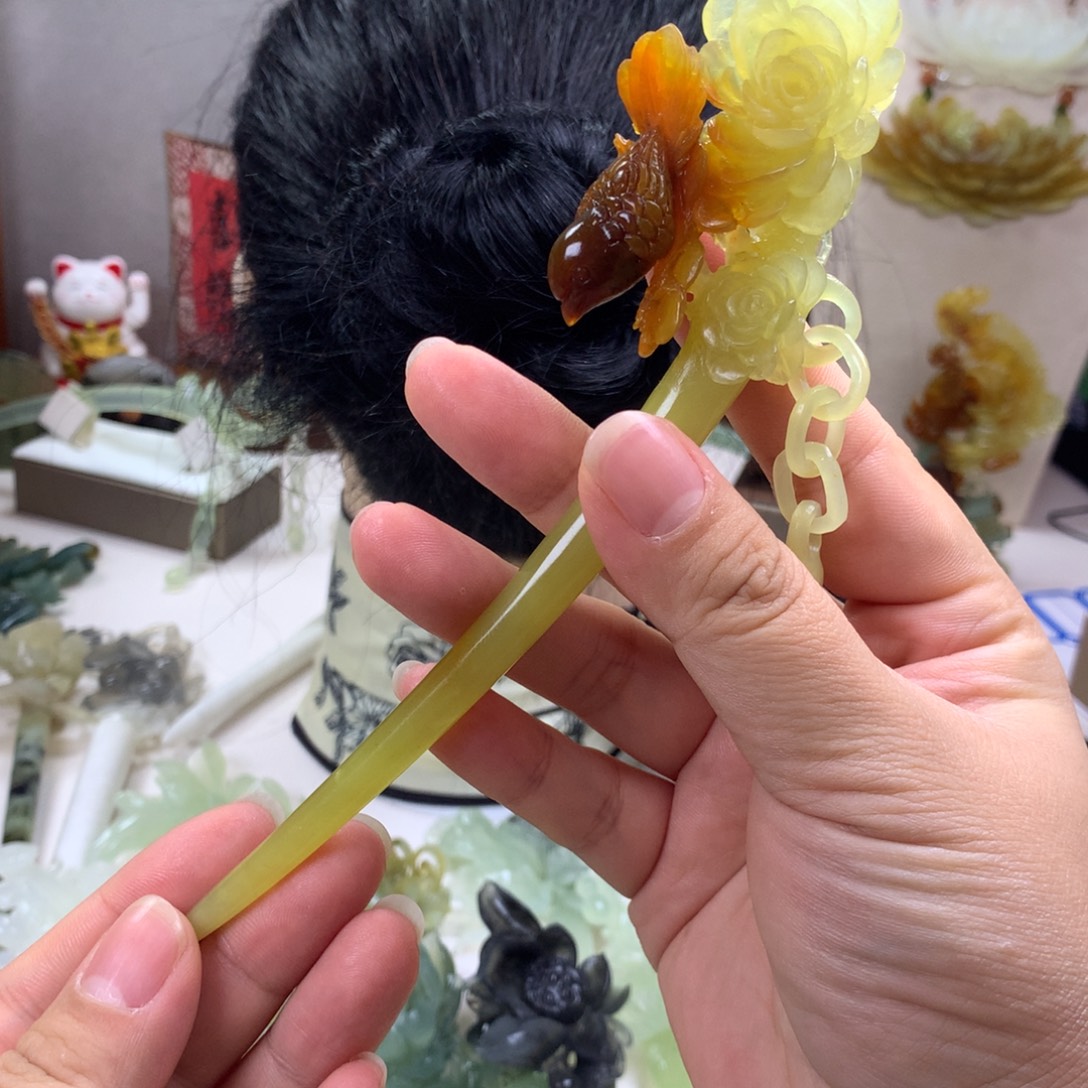 百****蛇纹石玉未镶嵌发饰