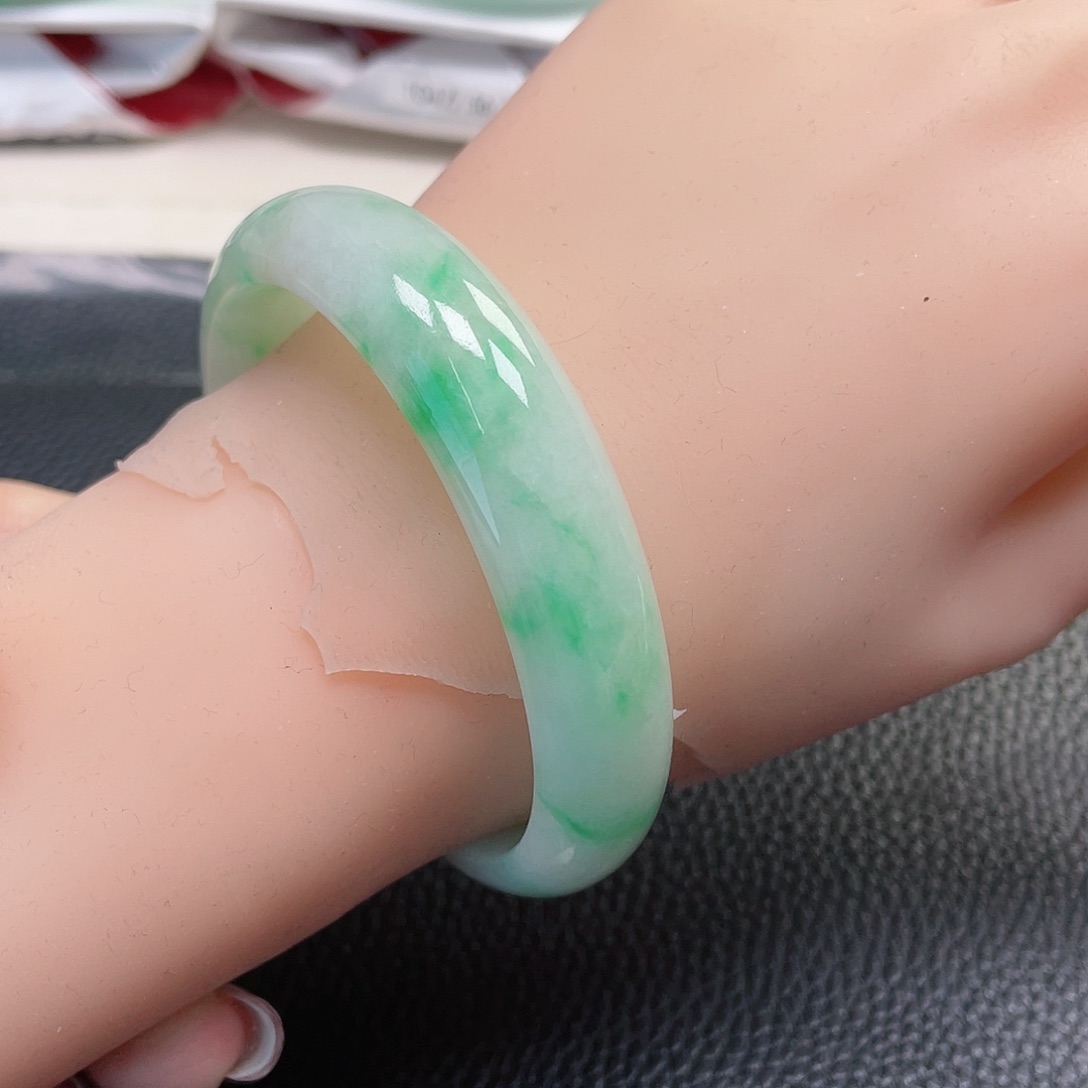 未镶嵌手镯（贵妃镯）翡翠缅甸翡翠56