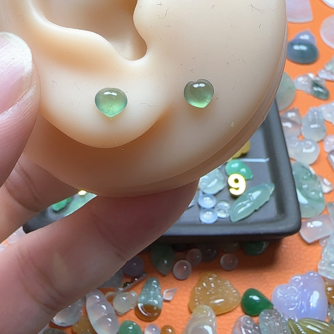 定制翡翠未镶嵌翡翠