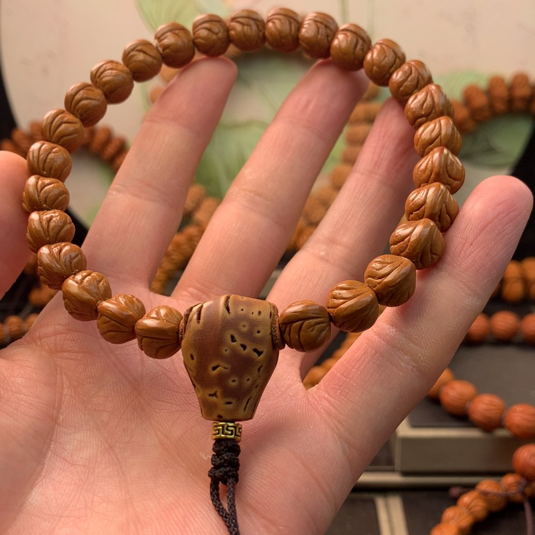 【闪购商品】桃核手串青***人11玉龙脊手持