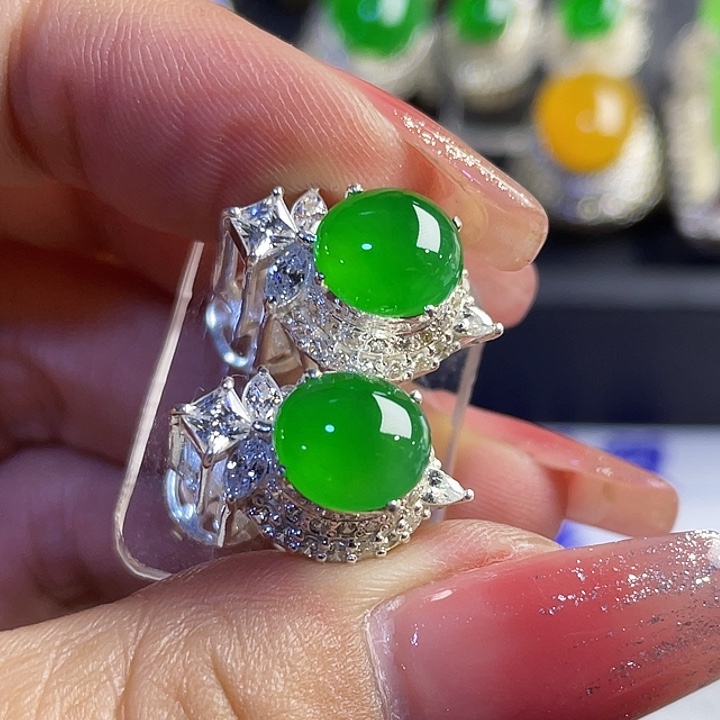 梧***8定制翡翠未镶嵌86555698589