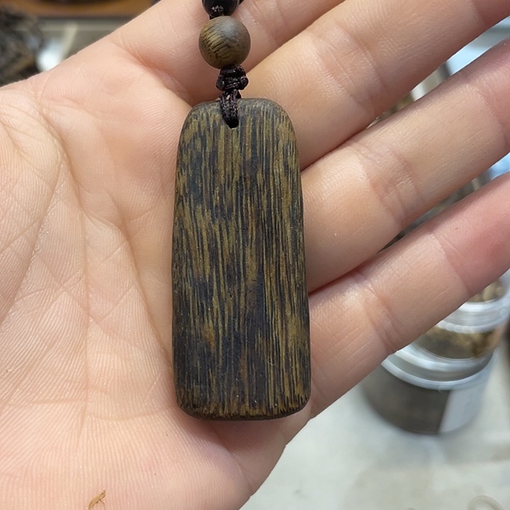 沉香吊坠奇楠挂件红油老料