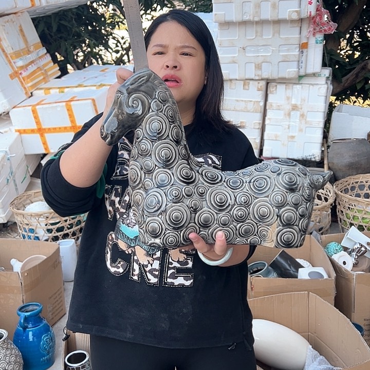 瓶高度33厘米宽度43厘米微瑕捡上釉不匀