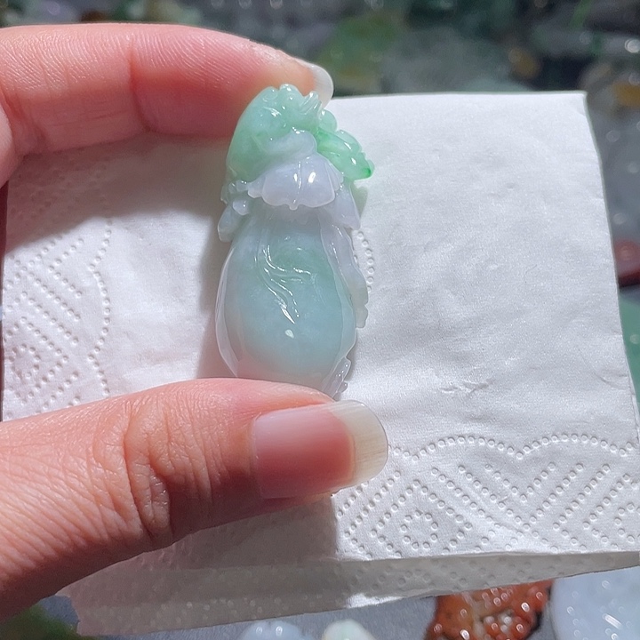 颈饰未镶嵌翡翠天