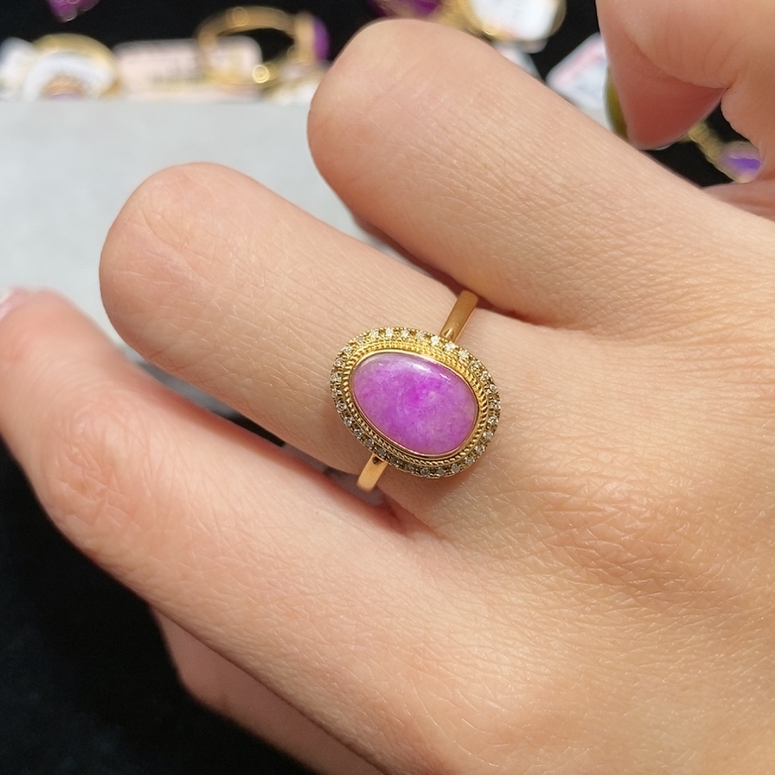 苏纪石（舒俱来）18K金镶嵌戒指