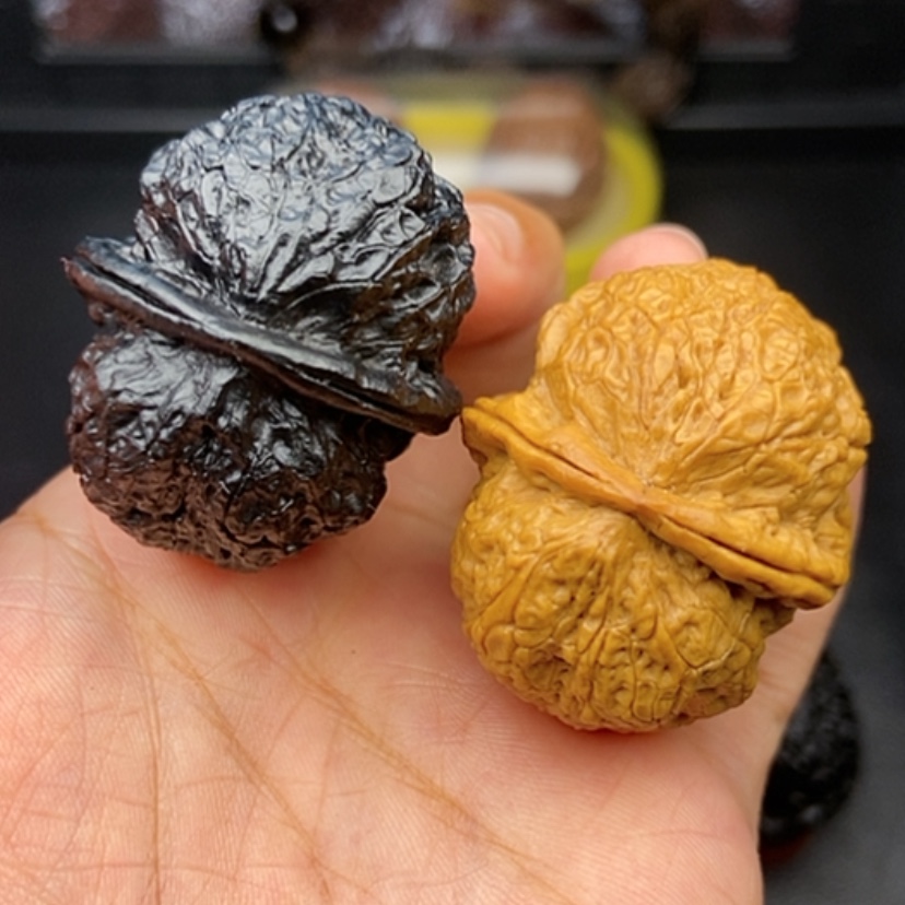 【闪购商品】文玩核桃把件40尺阴阳对饕餮金蟾