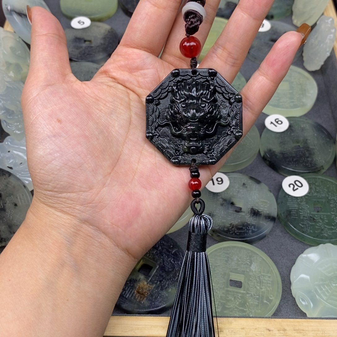 蛇纹石玉颈饰未镶嵌206