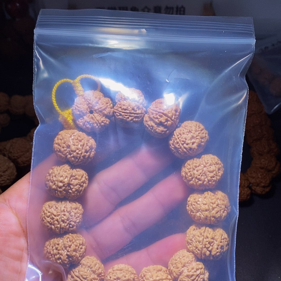 吊坠金刚菩提嗜**狼2333333333333