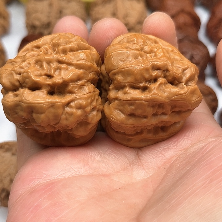 文玩核桃吊坠我想要