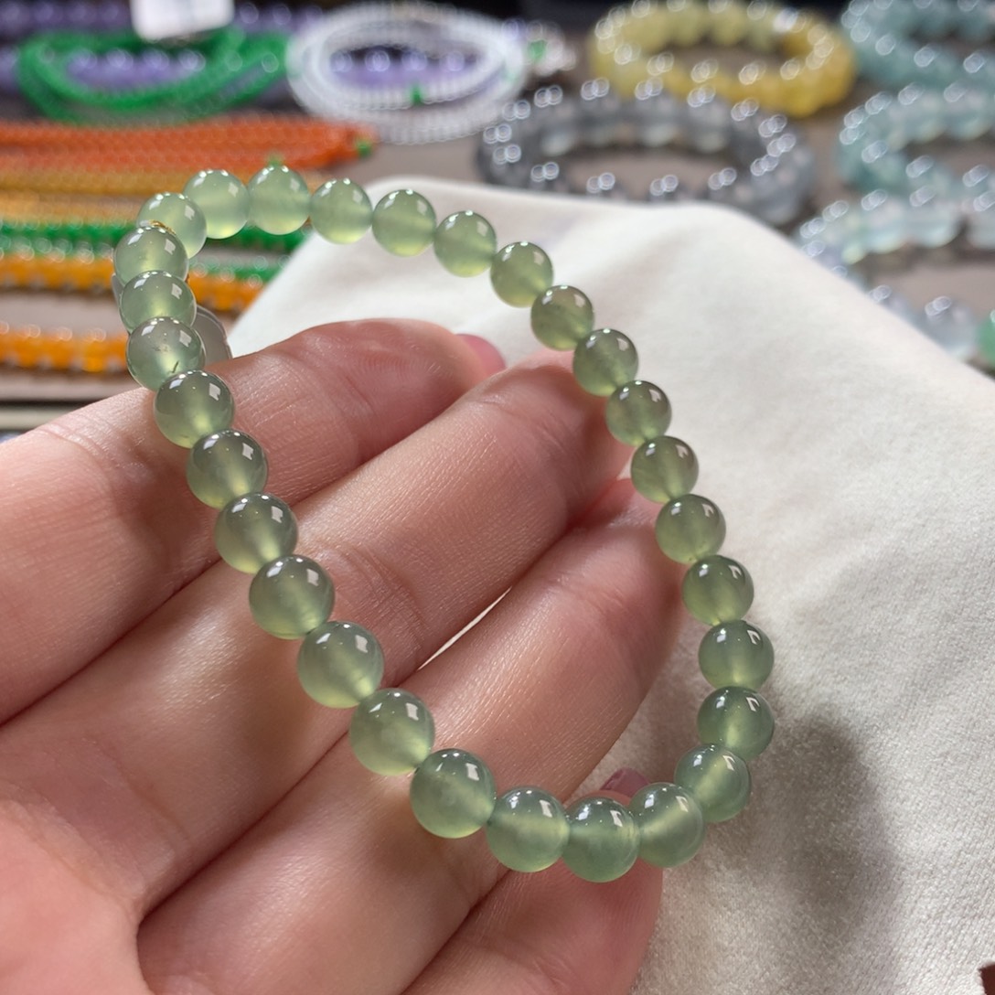 翡翠手链未镶嵌翡翠高冰晴绿卡6+