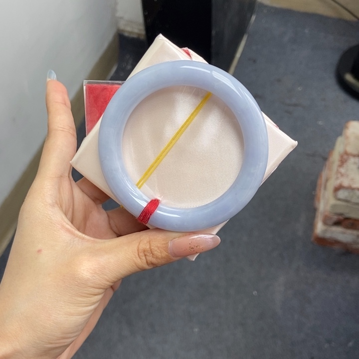 翡翠未镶嵌手镯芊*57圈口