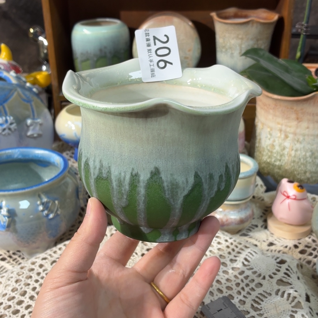 景德镇陶瓷花盆艺术