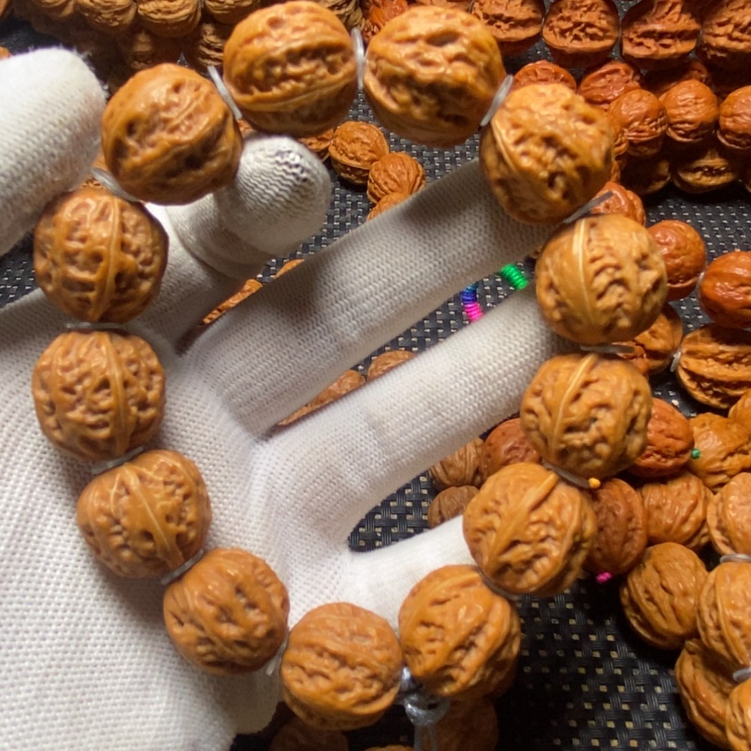 流***毛文玩核桃手串粗筋