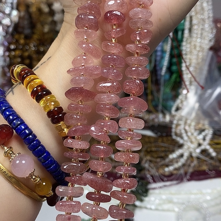 玛瑙/玉髓未镶嵌珠宝半成品天然草莓晶一条