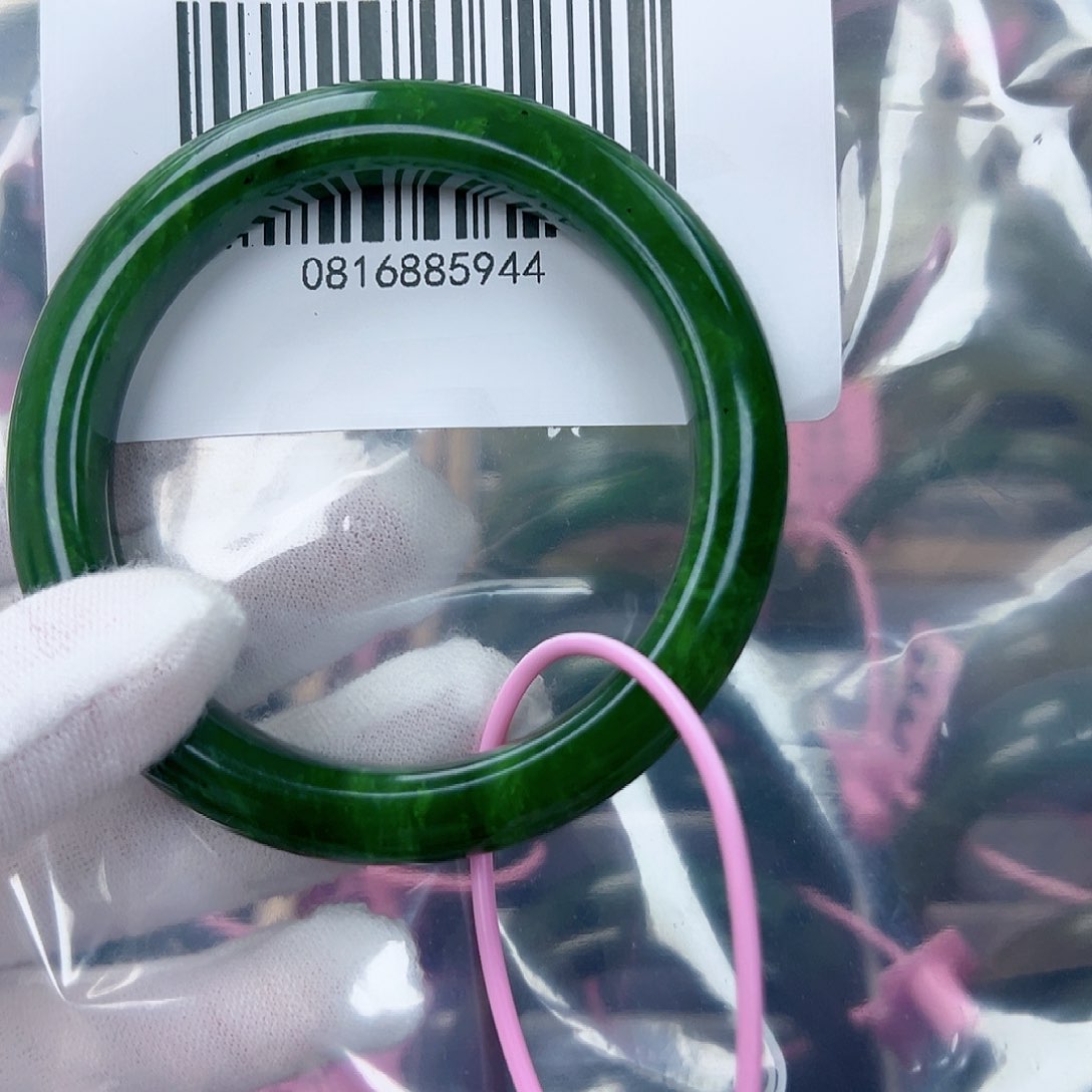 和田玉（碧玉）手镯未镶嵌56包容