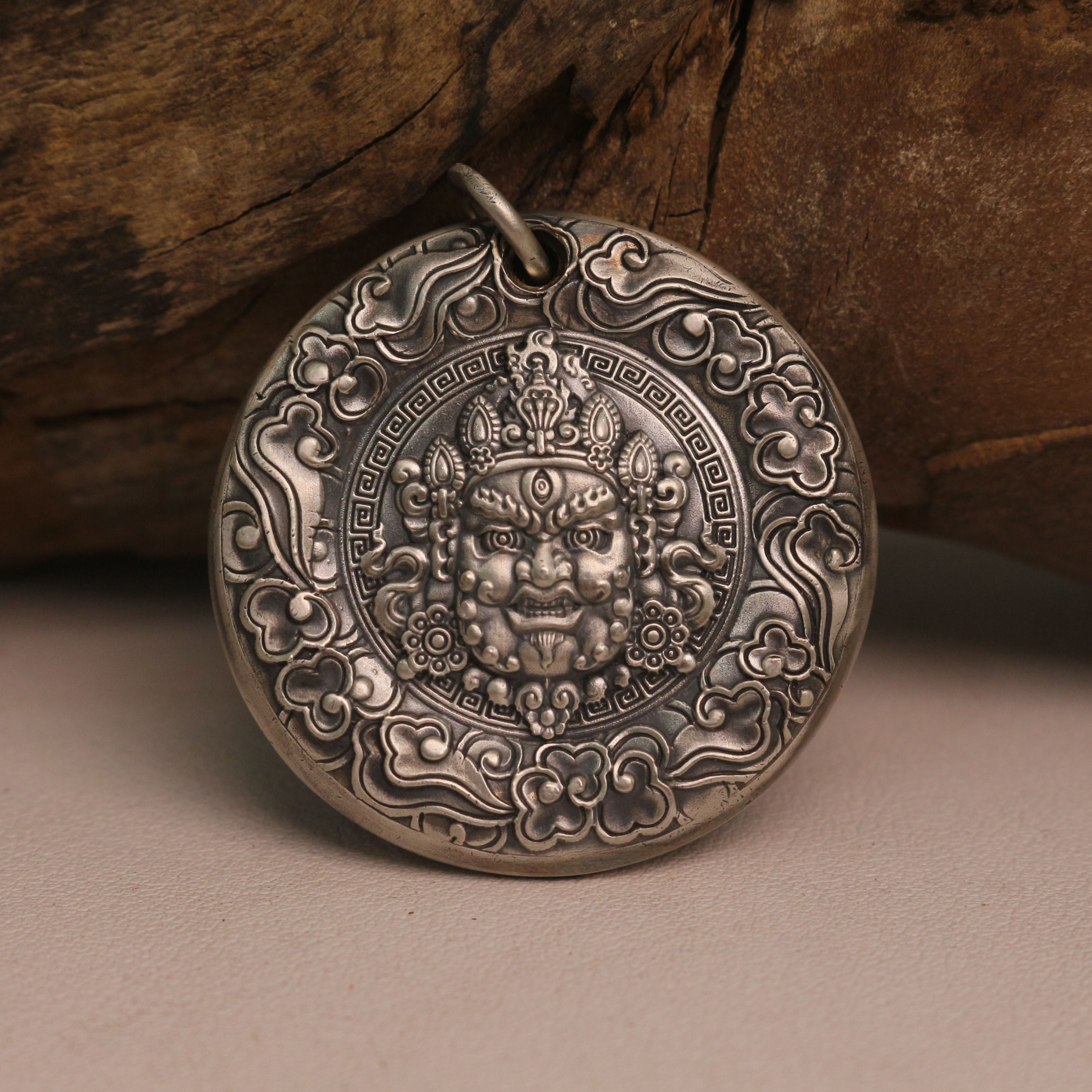 足银银制品 财神吊坠 足银999 定做款式 刻字錾刻纯手工制作做旧