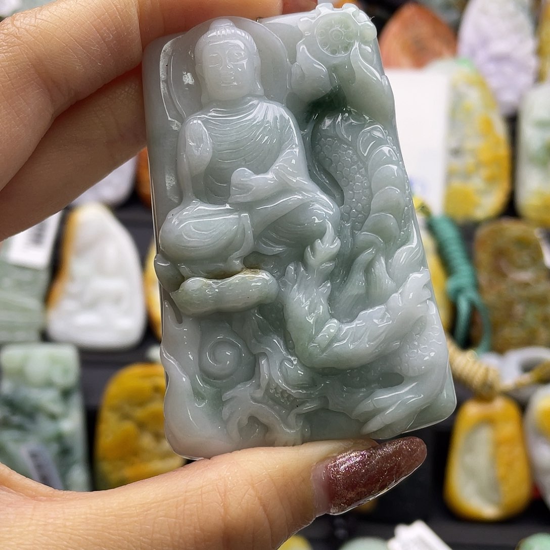 翡翠吊坠(不含链)未镶嵌