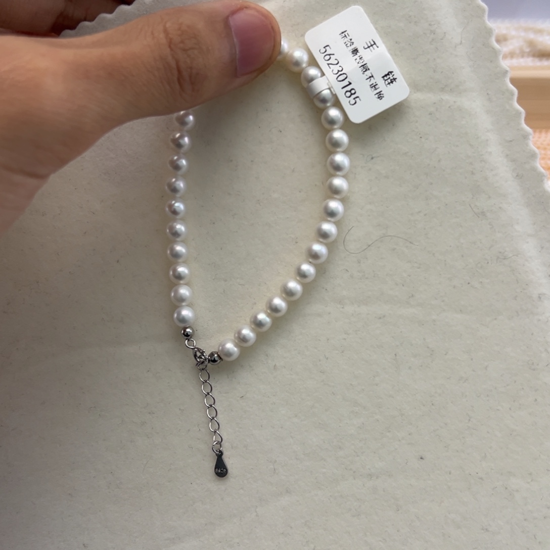 未镶嵌颈饰淡水珍珠