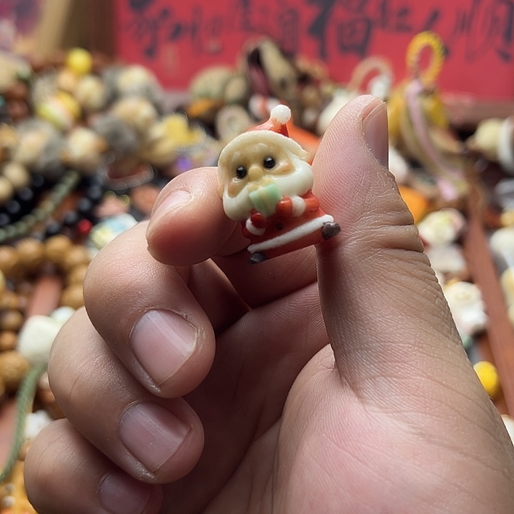 非金属象牙果圣诞老人