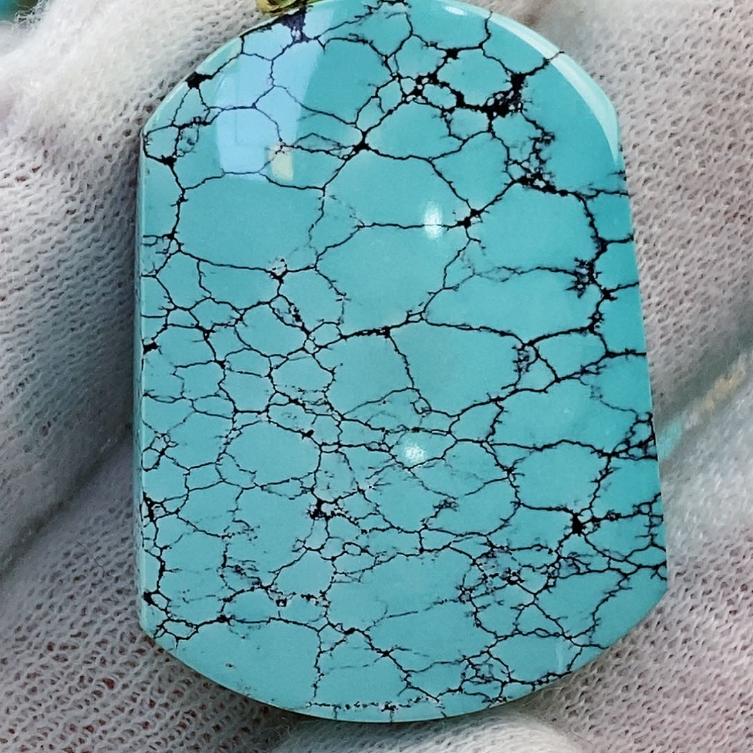 绿松石珠宝奇石18K金镶嵌