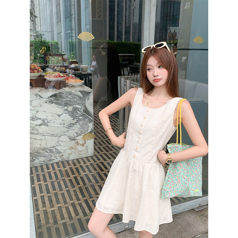 曾小咸 白色短裙蕾丝提花收腰吊带连衣裙Z252LQH1523