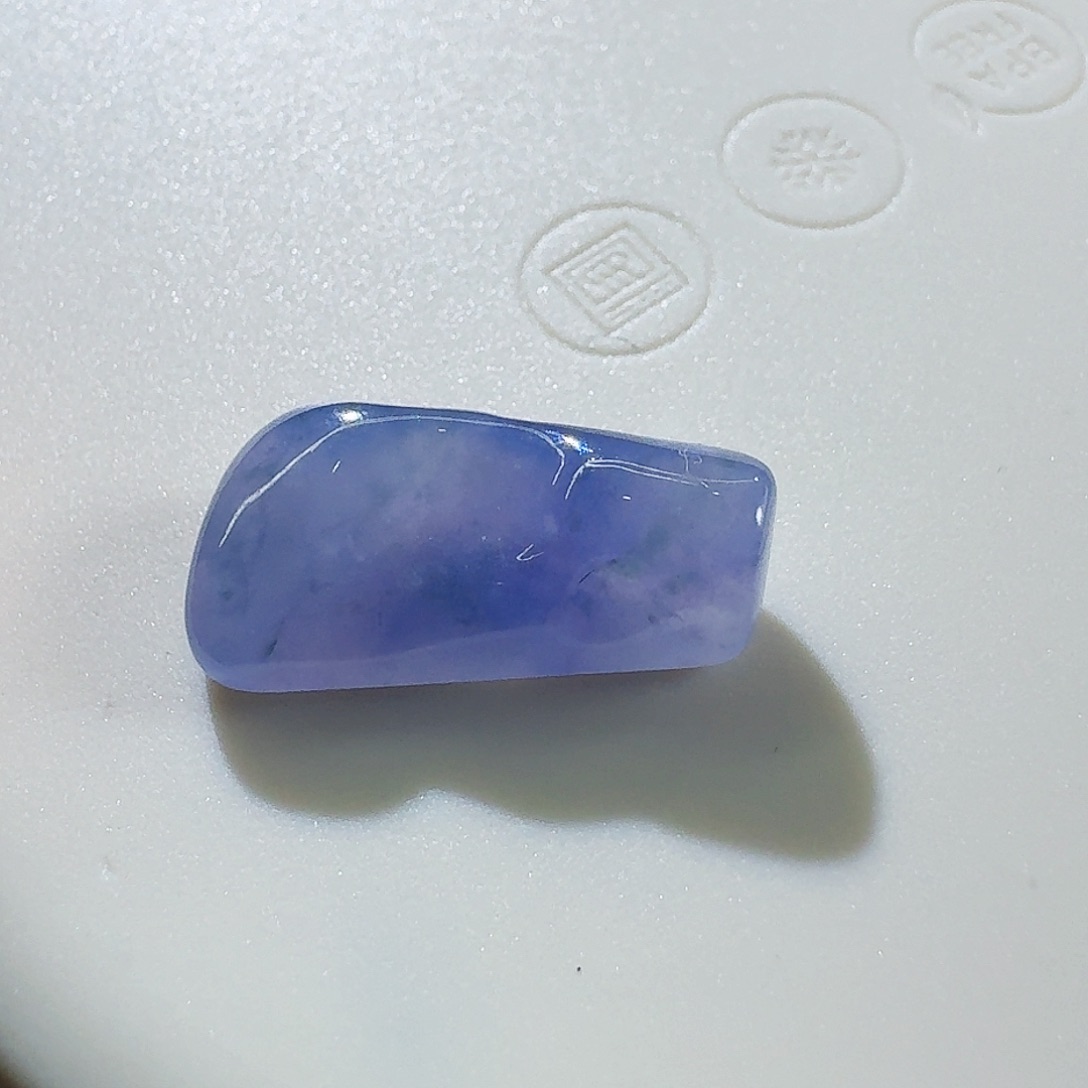 翡翠颈饰未镶嵌随形