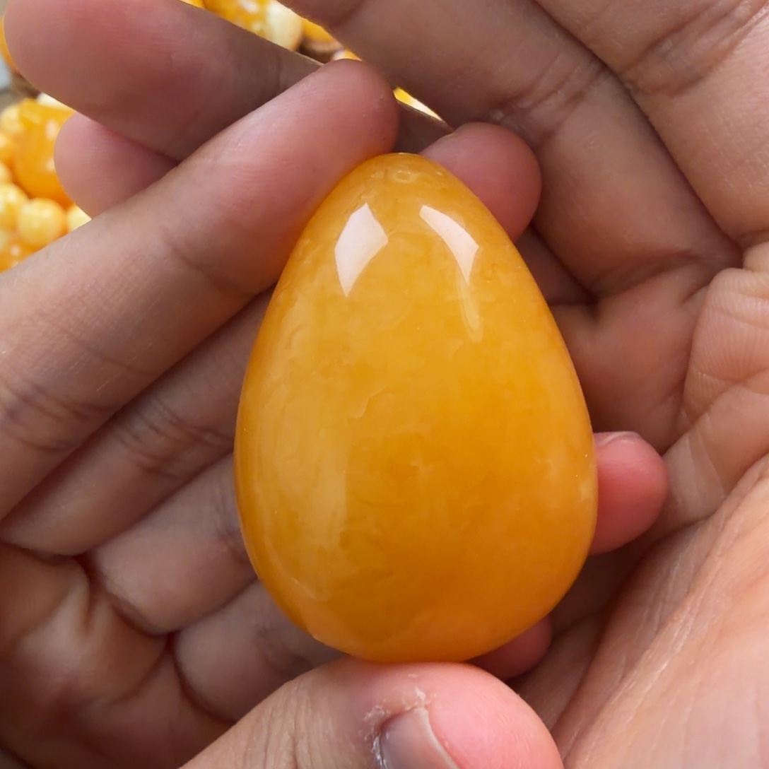 琥珀未镶嵌珠宝奇石17g