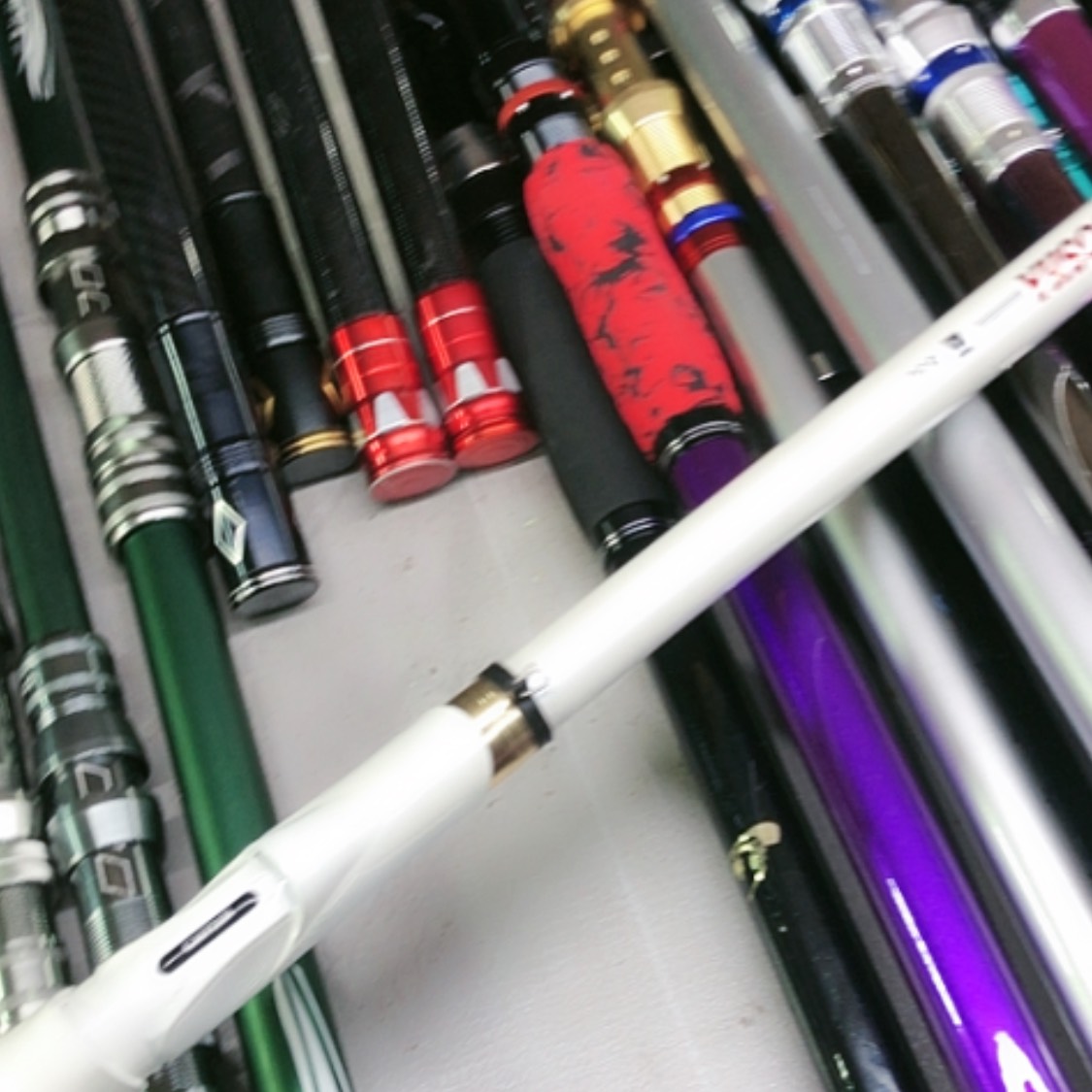 【闪购商品】西****夫6.3矶钓杆一个