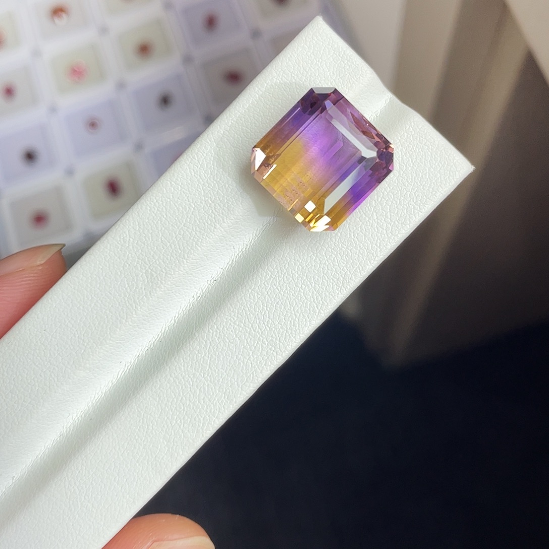 未镶嵌珠宝半成品紫晶23.08ct