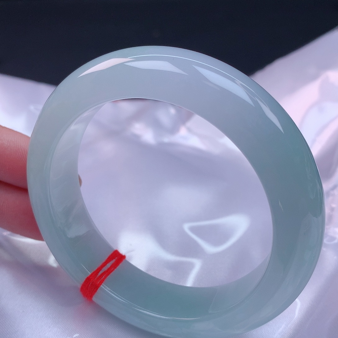 【闪购商品】未镶嵌手镯翡翠56+